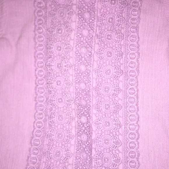 🌸 Lilac purple floral lace blouse 🌸 - Picture 2 of 2